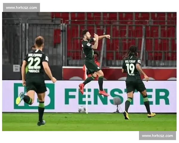 终场比分定胜负豪门对决上演逆转绝杀引爆赛场球迷彻夜沸腾经典之战